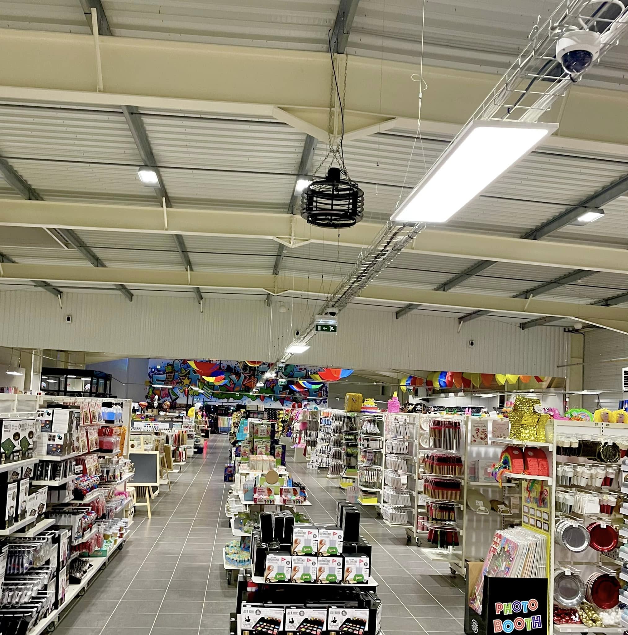 Installation de 24 caméras dans un commerce