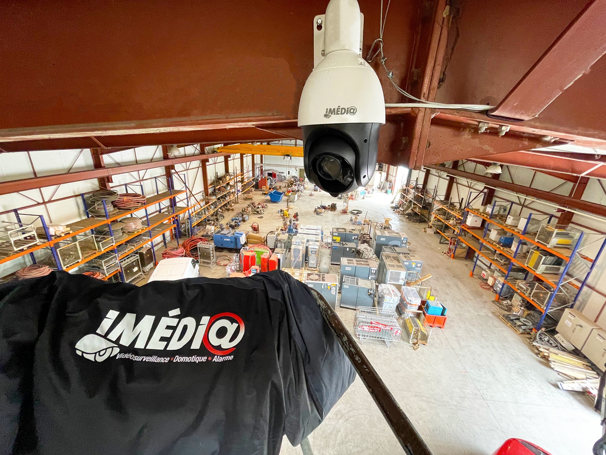 Installation vidéosurveillance dans un local professionnel